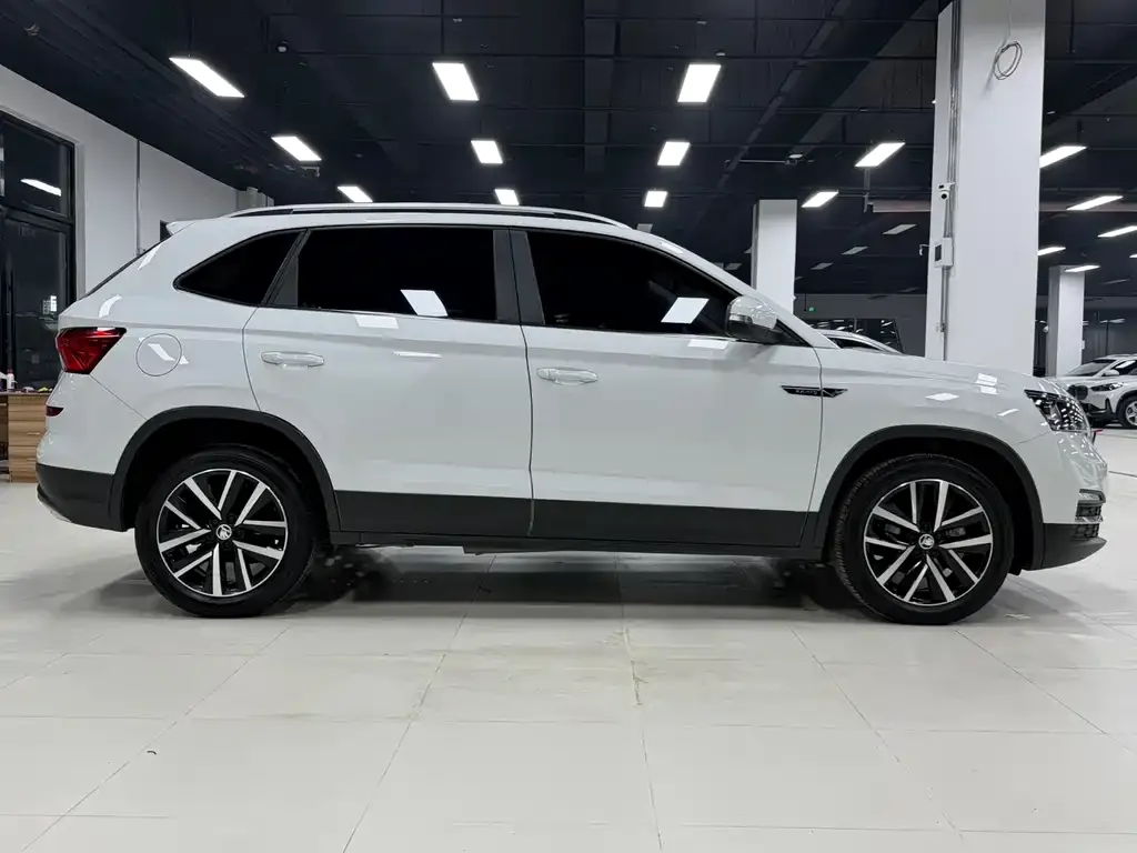 Skoda Kamiq — фото 2