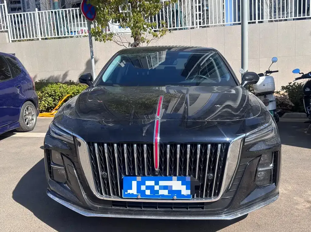 Hongqi H5 — фото 10
