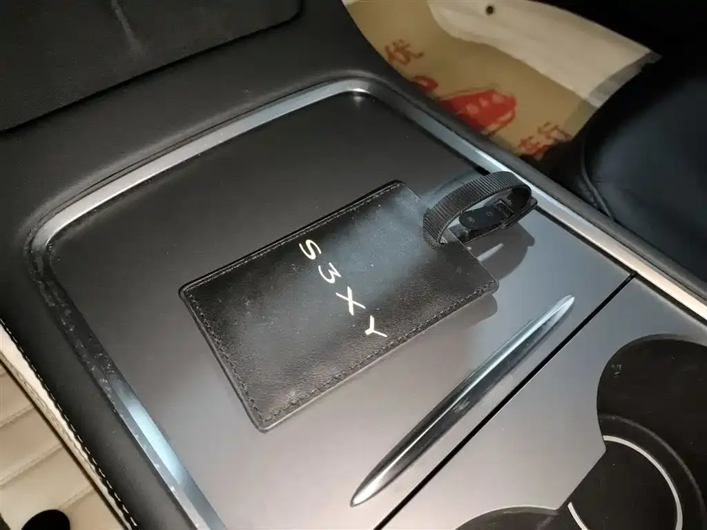 Tesla Model 3 — фото 4