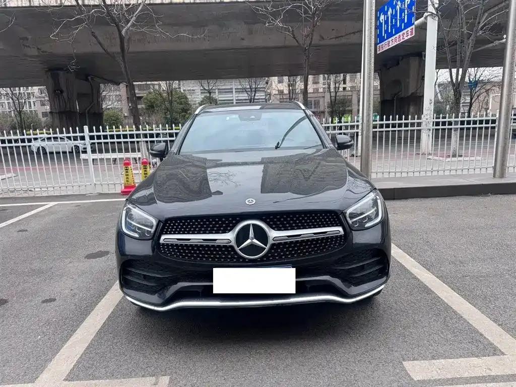 Mercedes-Benz GLC — фото 1