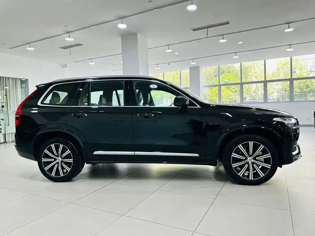 Volvo XC90 — фото 4