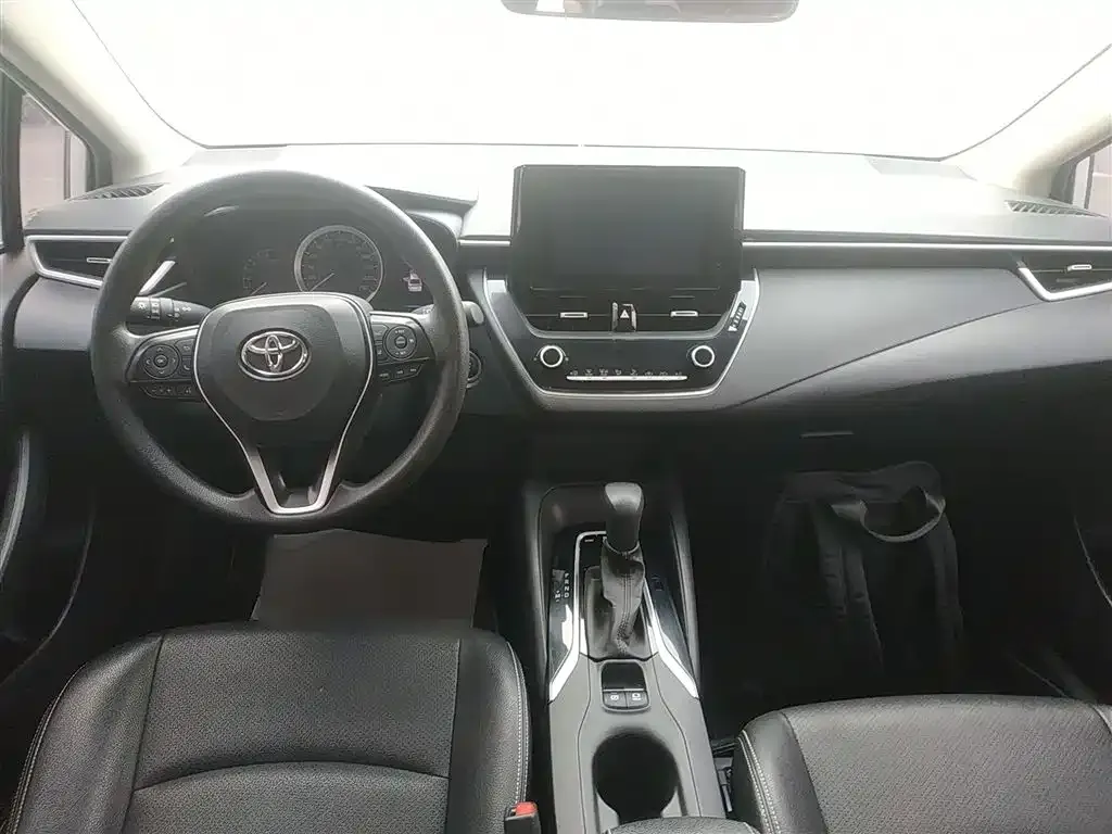 Toyota Allion — фото 5