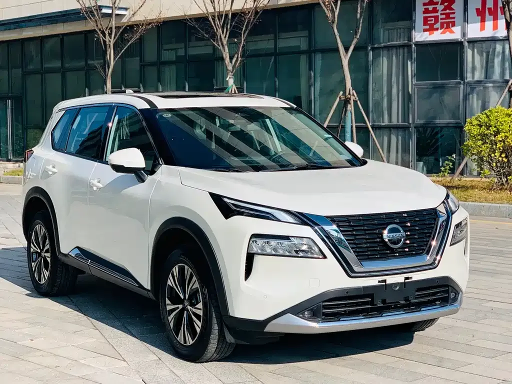 Nissan X-Trail — фото 8