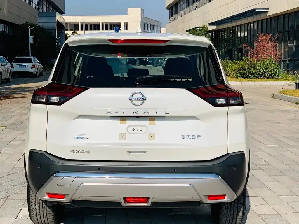 Nissan X-Trail — фото 4