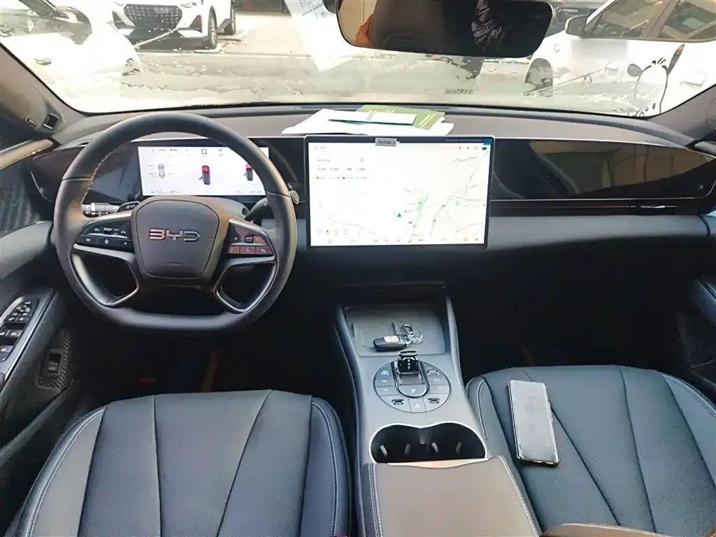 BYD Seal — фото 4