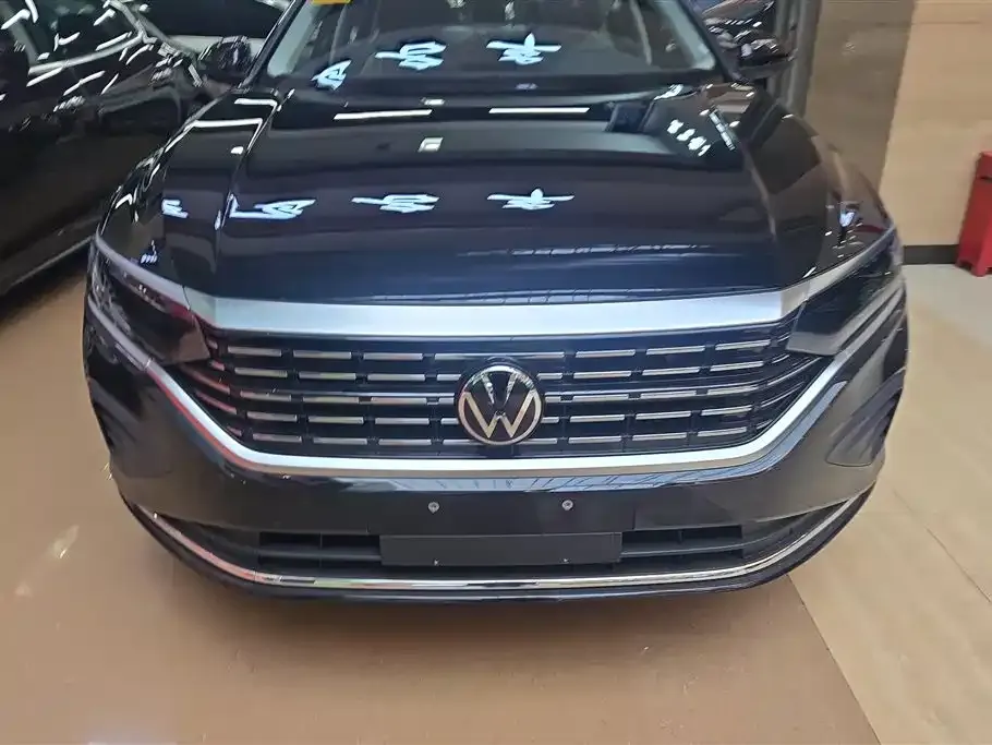 Volkswagen Passat — фото 6