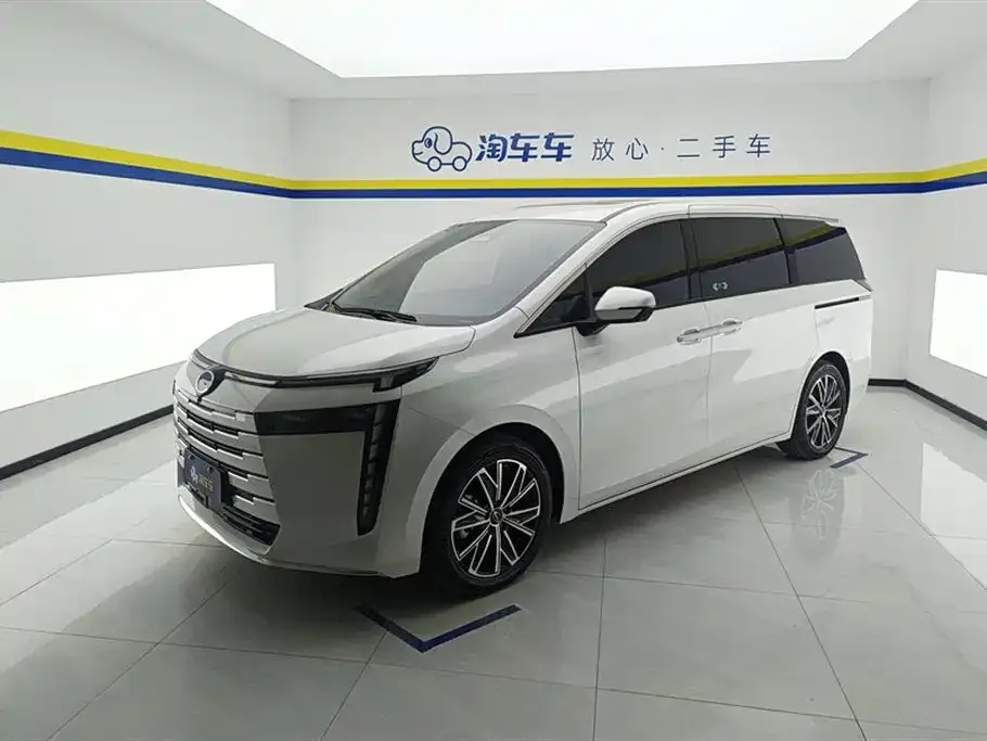 GAC Motor Trumpchi E8 — фото 1