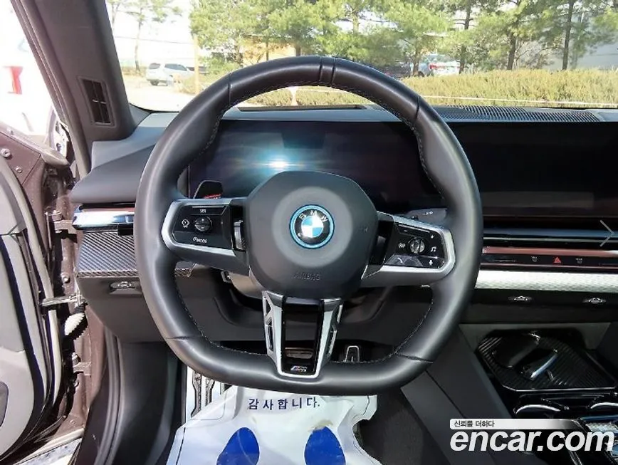 BMW i5 — фото 3