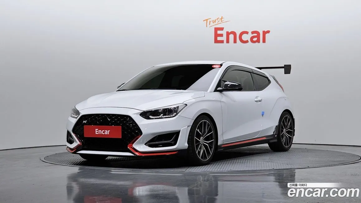 Hyundai Veloster — фото 1