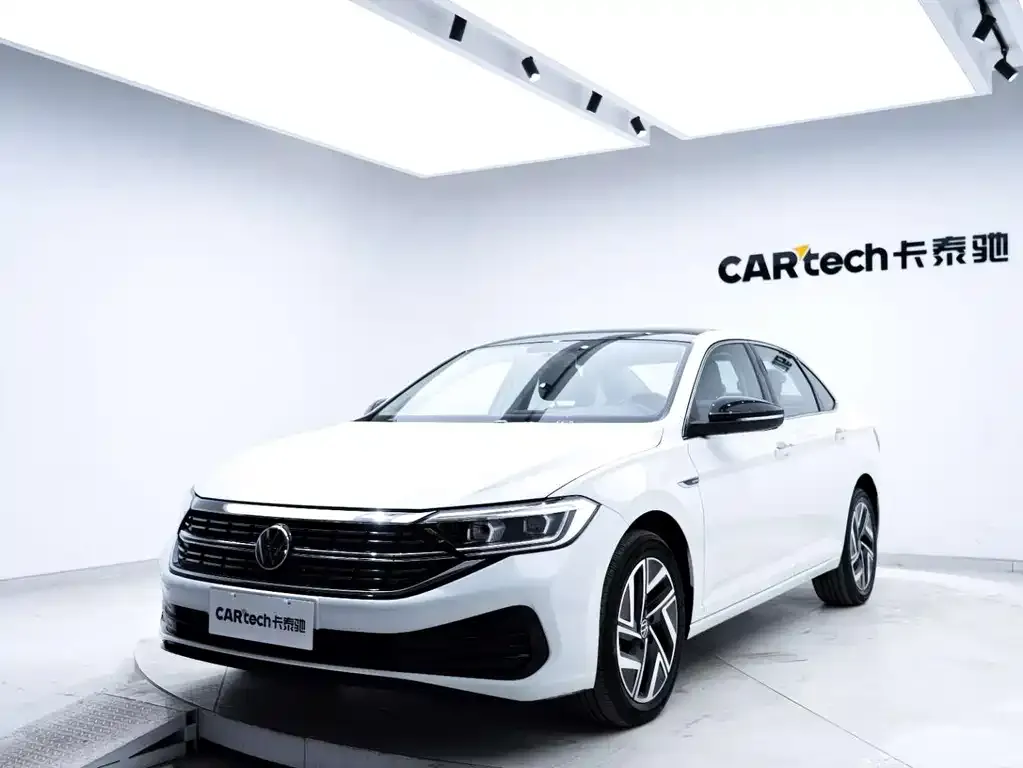 Volkswagen Sagitar — фото 10