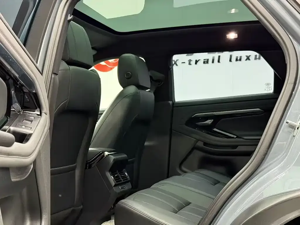 Land Rover Evoque — фото 9