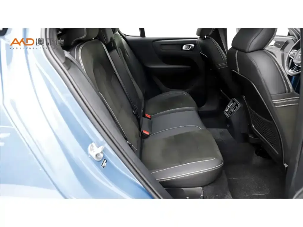 Volvo C40 — фото 4