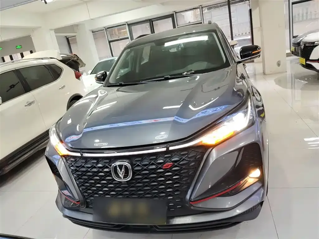 Changan CS75PLUS — фото 3