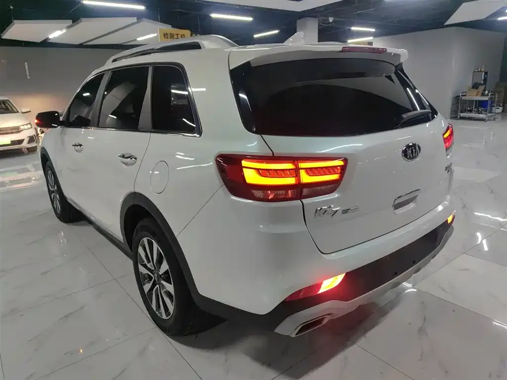 Kia KX7 — фото 3