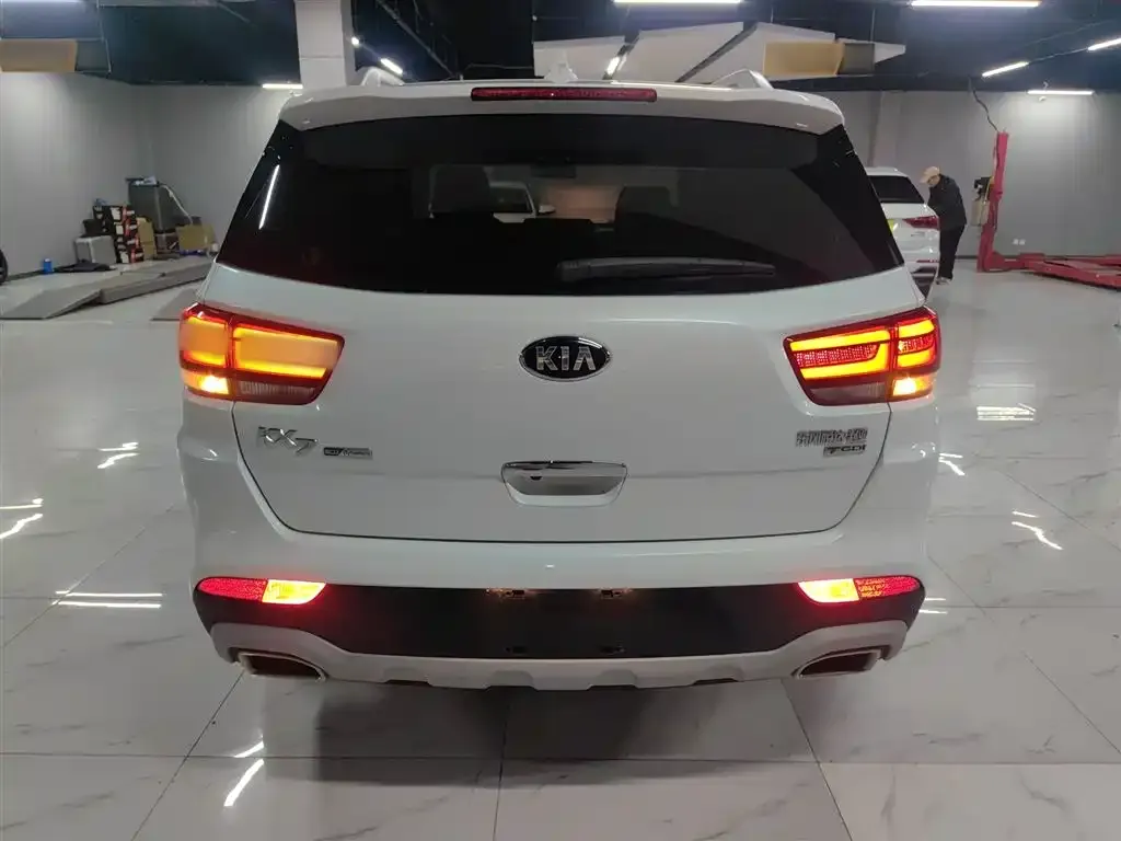 Kia KX7 — фото 7