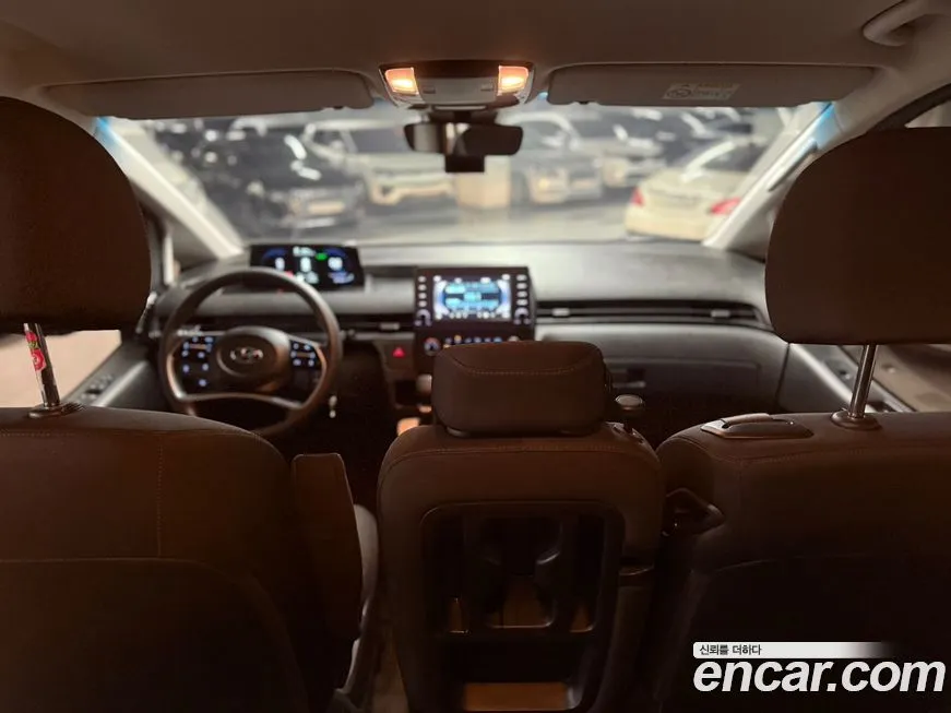 Hyundai Staria — фото 2