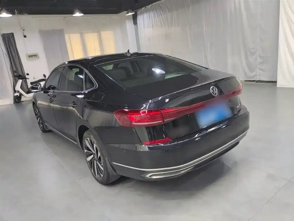 Volkswagen Passat — фото 3