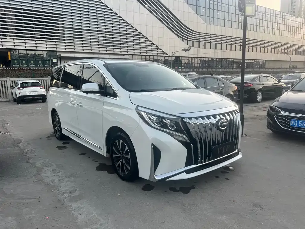 GAC Motor Trumpchi M8 — фото 9