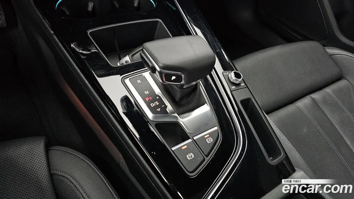 Audi A4 — фото 10