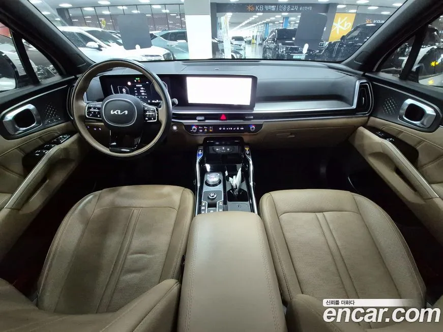 Kia Sorento — фото 10
