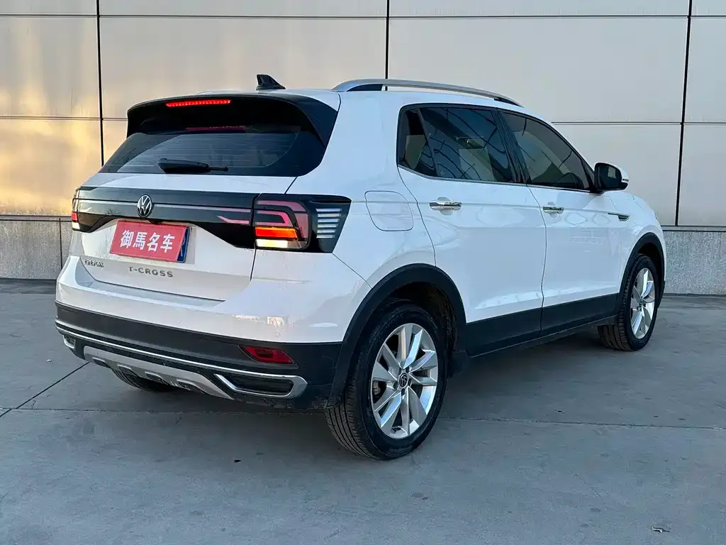 Volkswagen T-Cross — фото 4