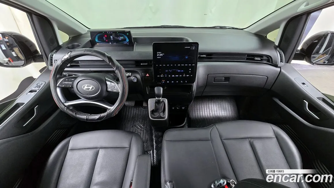 Hyundai Staria — фото 4