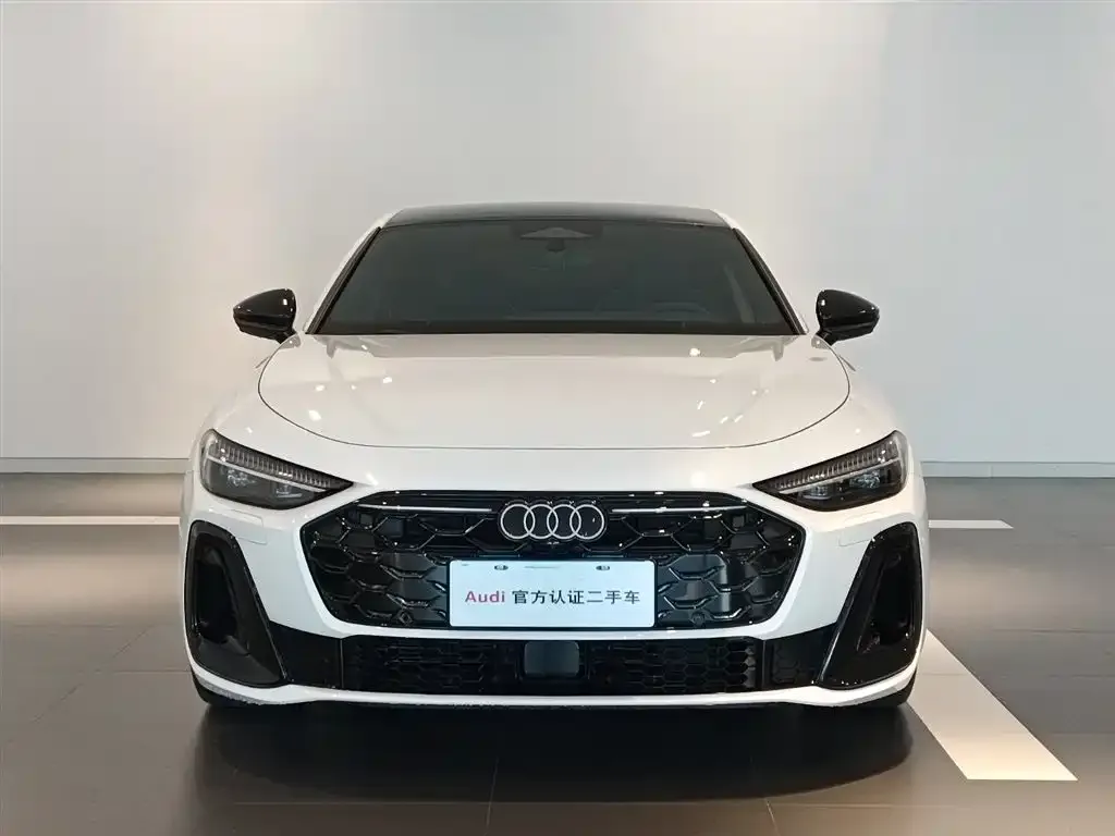Audi A5L — фото 2