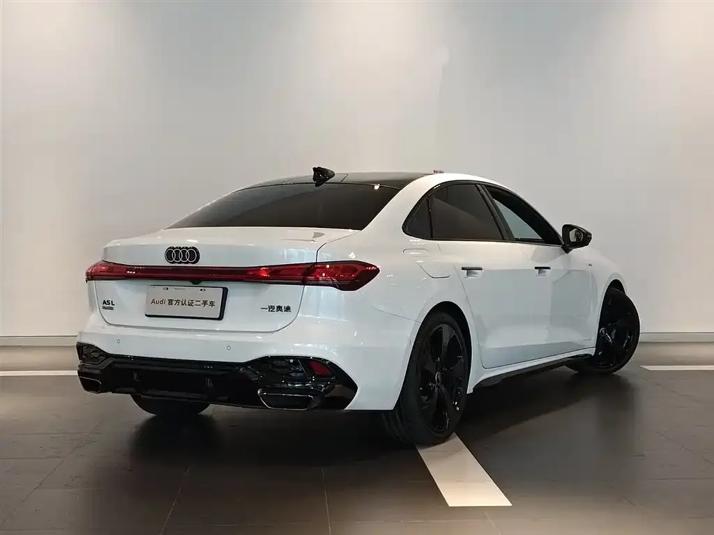 Audi A5L — фото 3