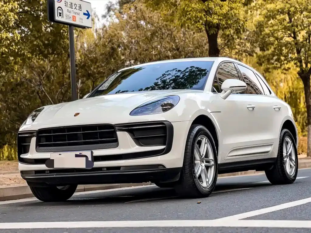Porsche Macan — фото 1