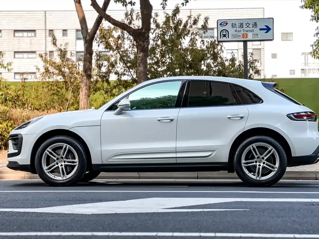 Porsche Macan — фото 6