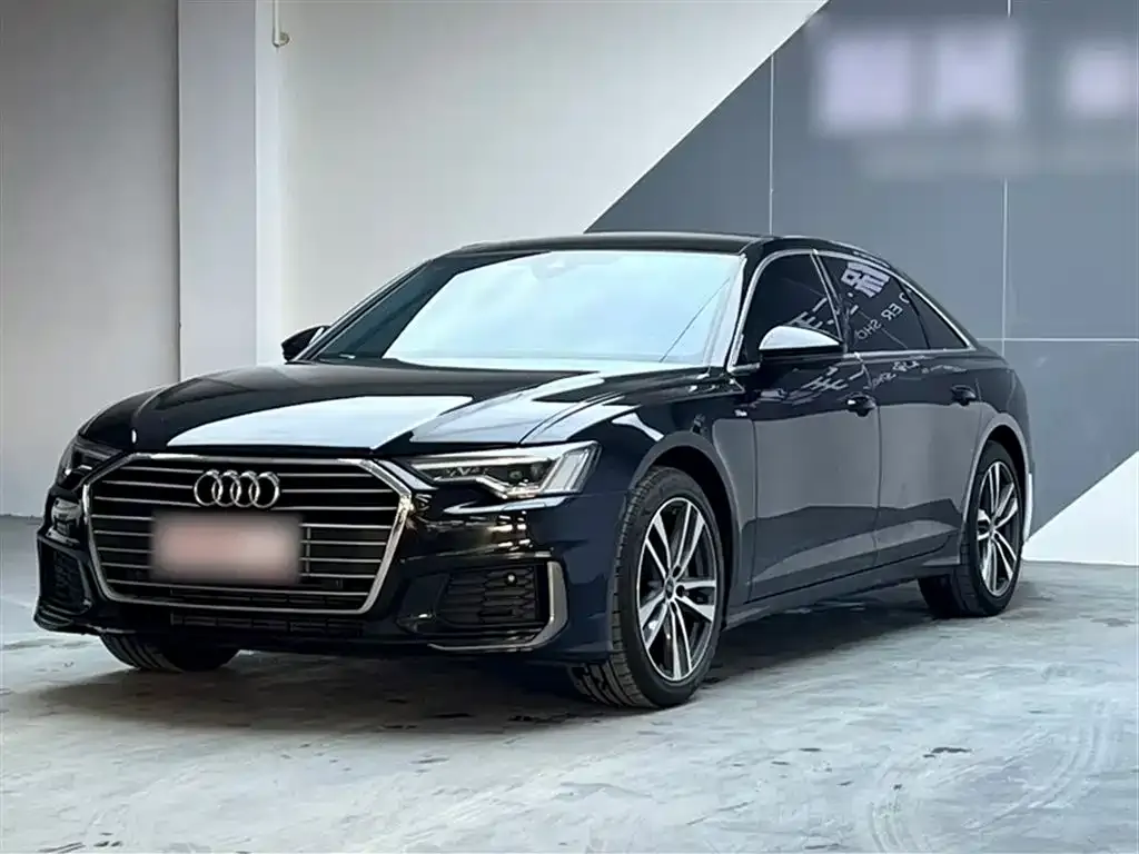 Audi A6L — фото 10