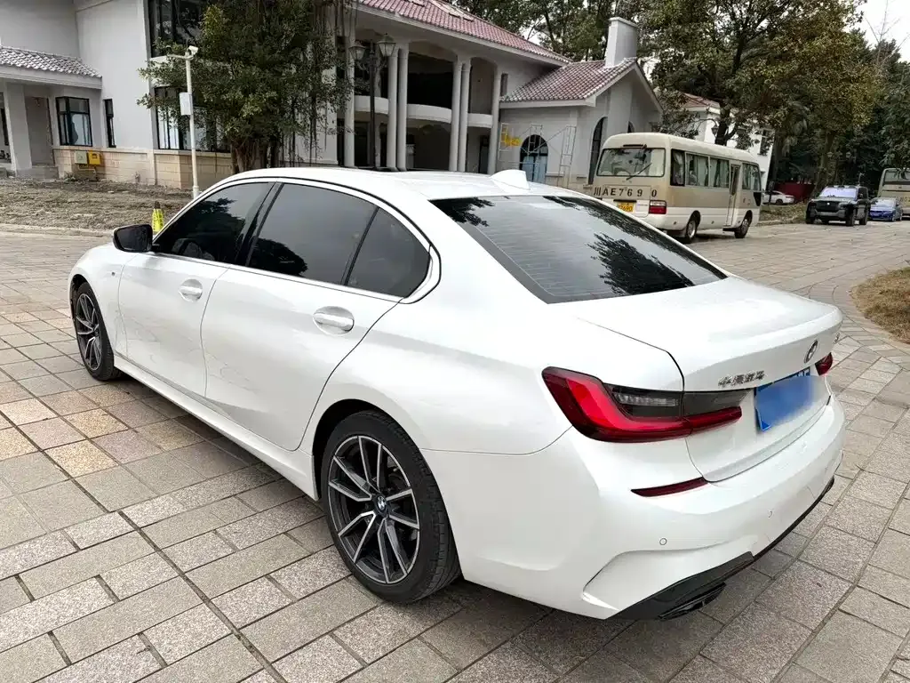 BMW 3 Series — фото 8
