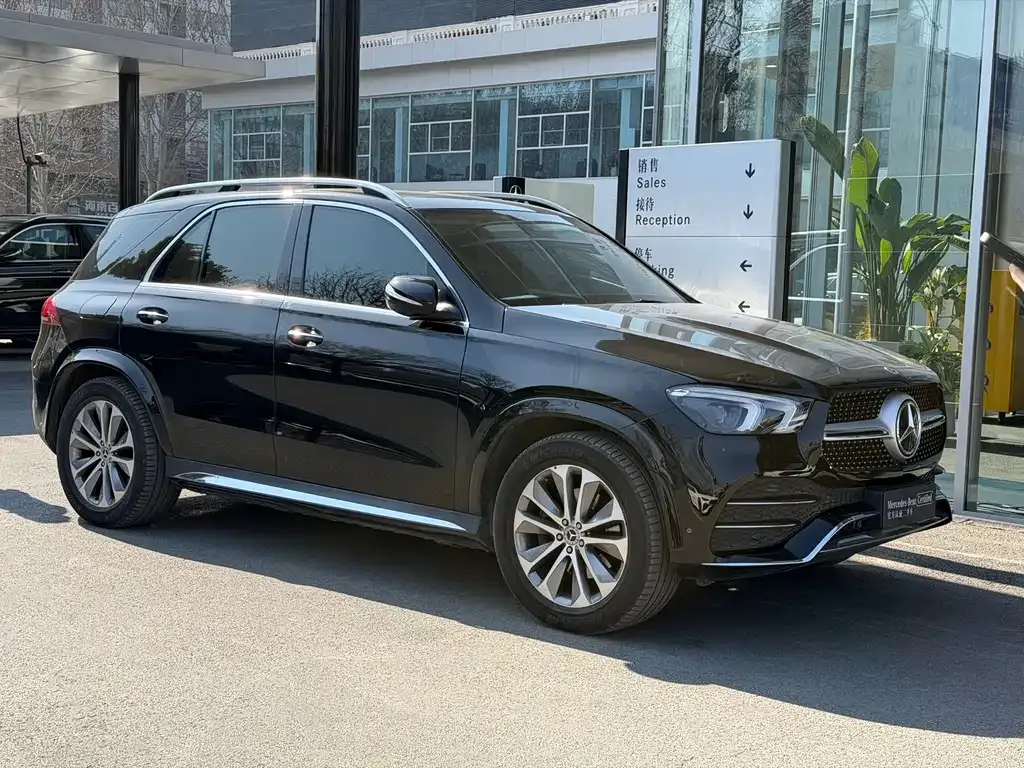 Mercedes-Benz GLE — фото 8