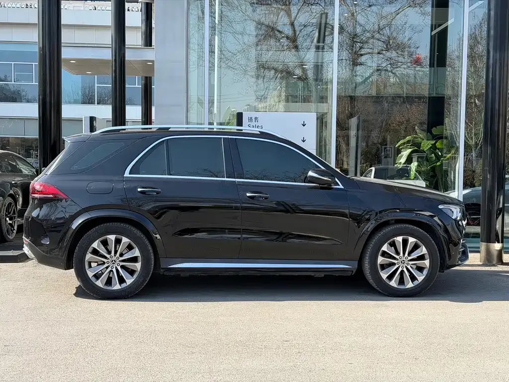 Mercedes-Benz GLE — фото 7