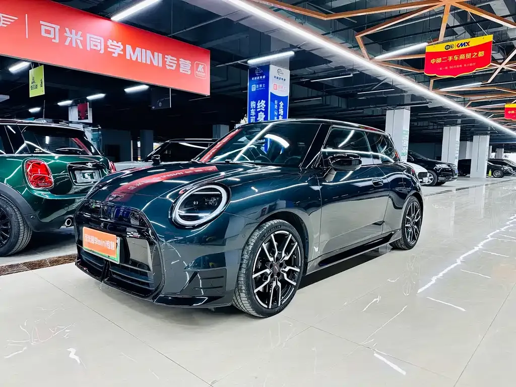 MINI Cooper EV — фото 1