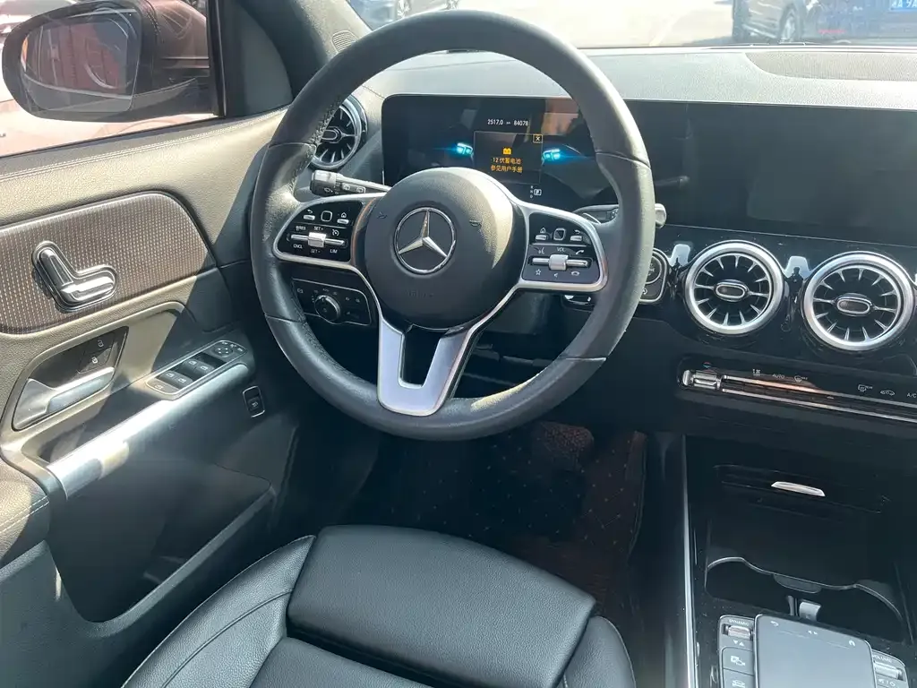 Mercedes-Benz GLA — фото 4