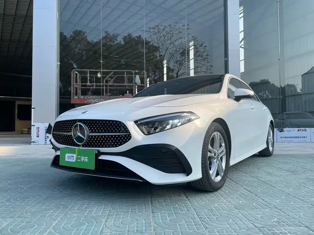 Mercedes-Benz A-Class — фото 1