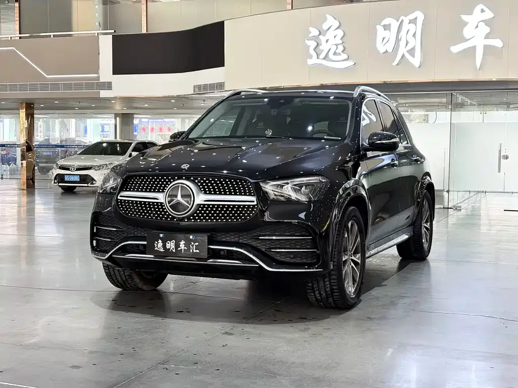 Mercedes-Benz GLE — фото 1