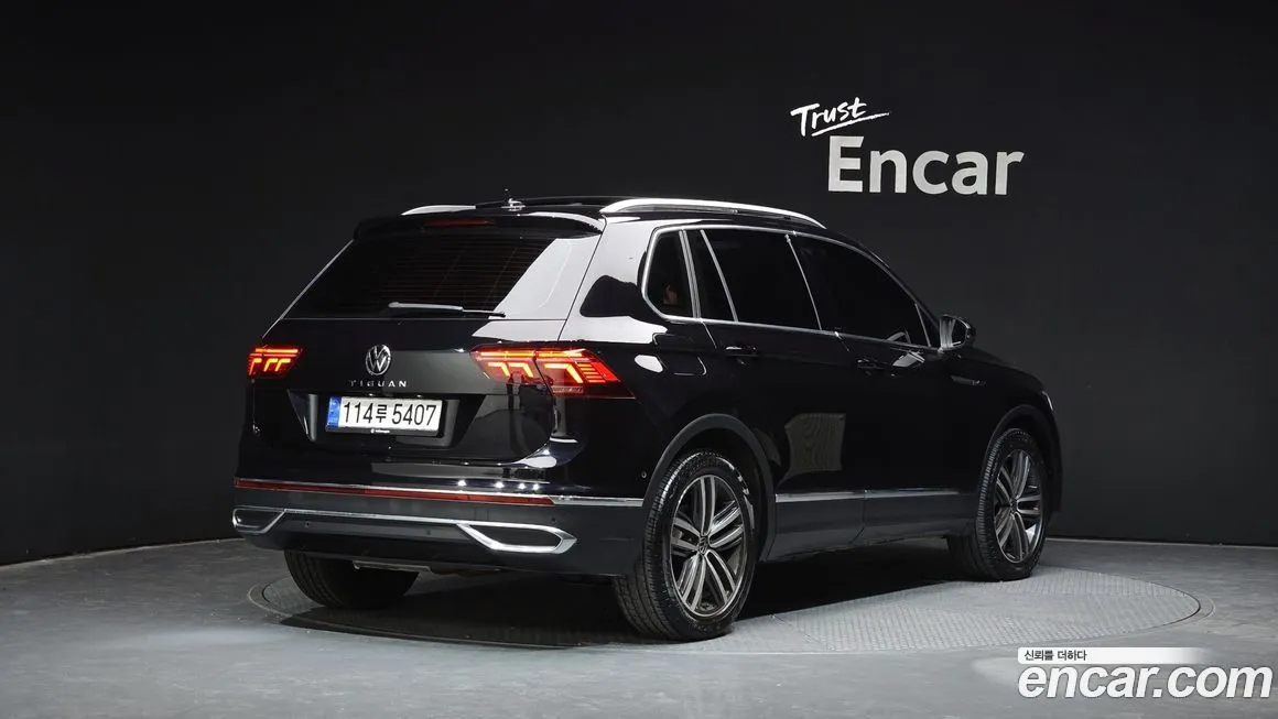 Volkswagen Tiguan — фото 5