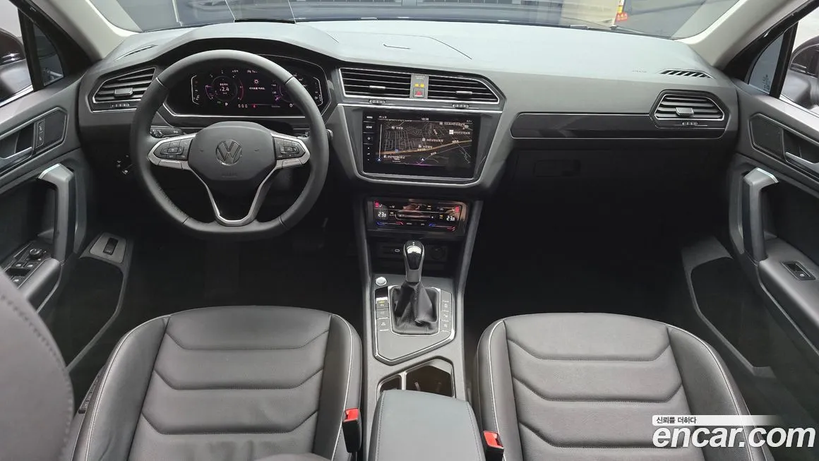 Volkswagen Tiguan — фото 6