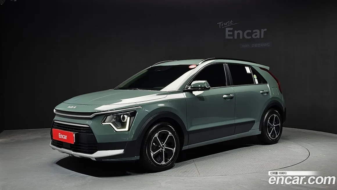 Kia Niro — фото 1