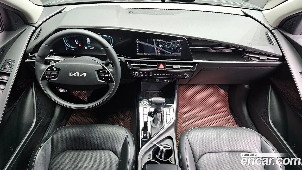 Kia Niro — фото 9