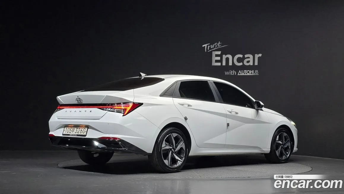 Hyundai AVANTE — фото 3