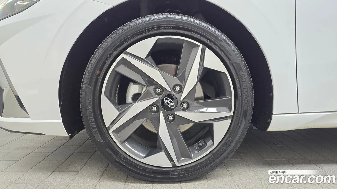 Hyundai AVANTE — фото 7