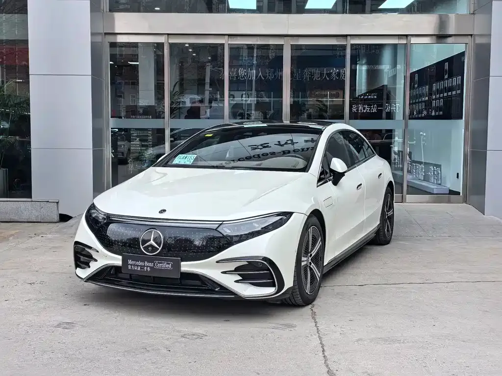 Mercedes-Benz EQS — фото 1