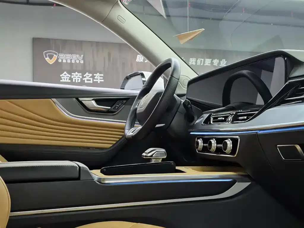 Hongqi HS5 — фото 3