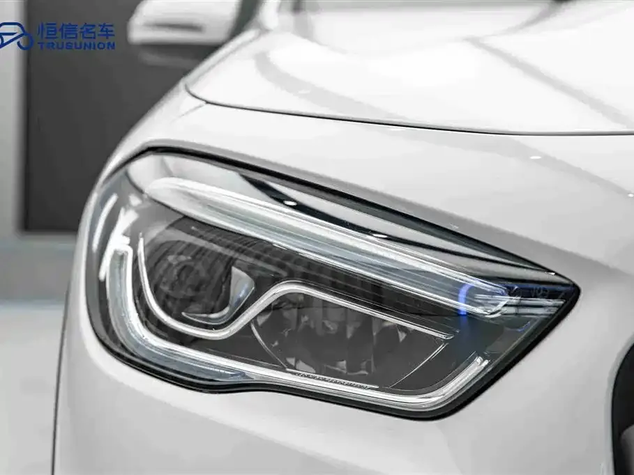 Mercedes-Benz GLA — фото 8