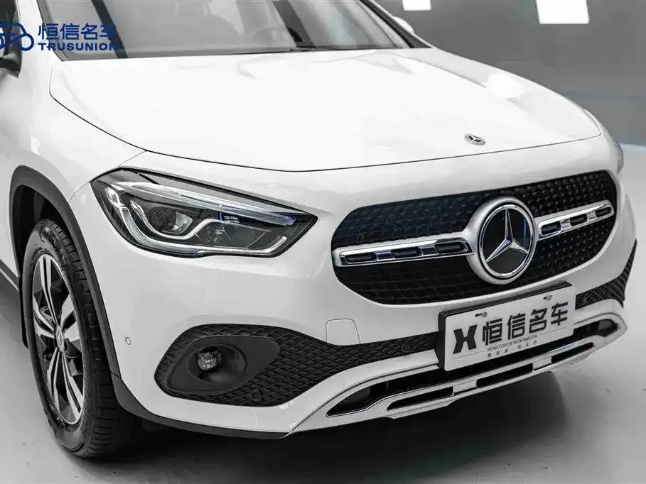 Mercedes-Benz GLA — фото 5