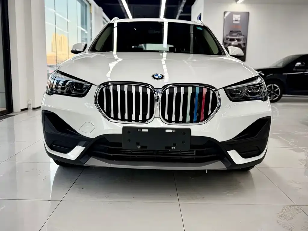 BMW X1 — фото 6