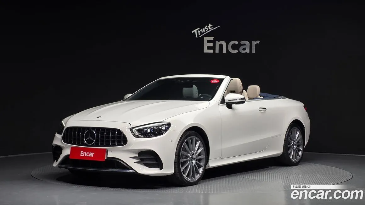 Mercedes-Benz E-Class — фото 1